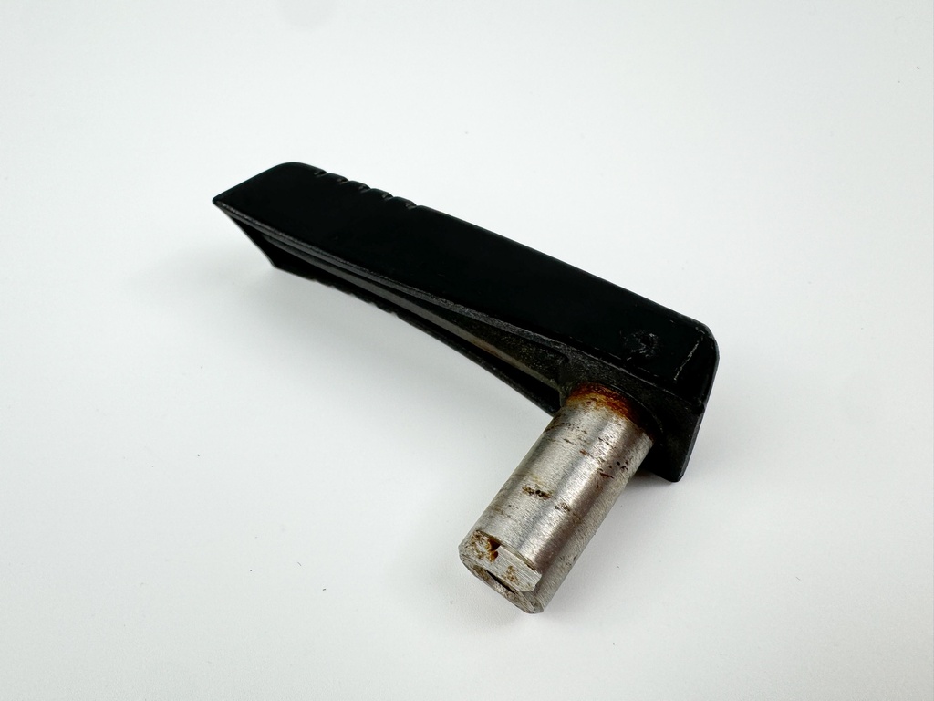 2003 Mercury 60 HP 4 Stroke Outboard Back Latch Handle 825782F1 OEM