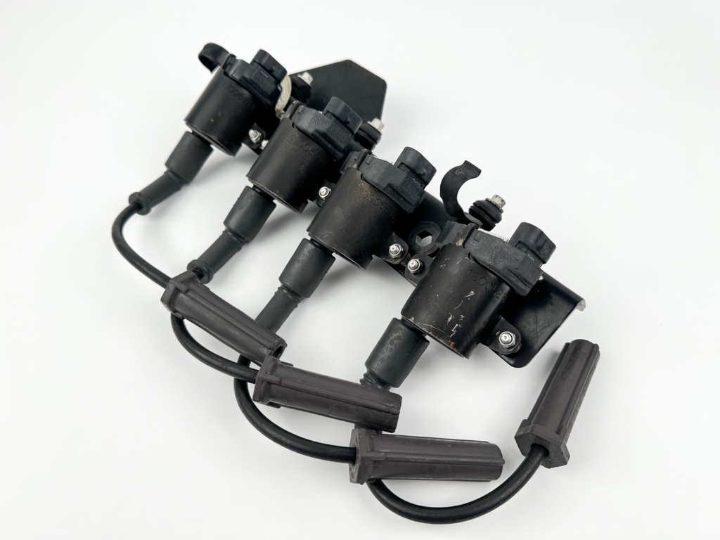 2003 Mercury 60 HP 4 Stroke Outboard Ignition Coil Set W/ Plate 877807A2 OEM