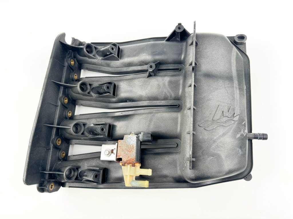 2003 Mercury 60 HP 4 Stroke Outboard Intake Manifold 877829T OEM