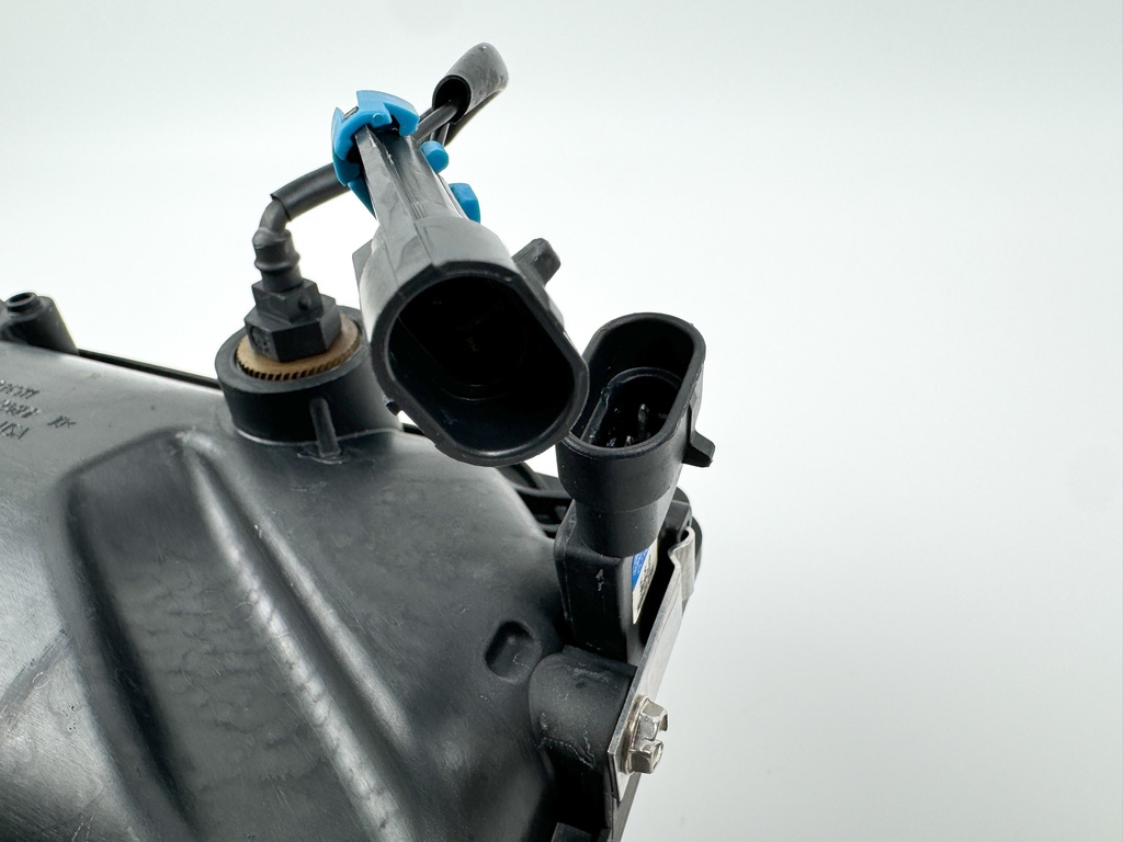 2003 Mercury 60 HP 4 Stroke Outboard Intake Manifold 877829T OEM