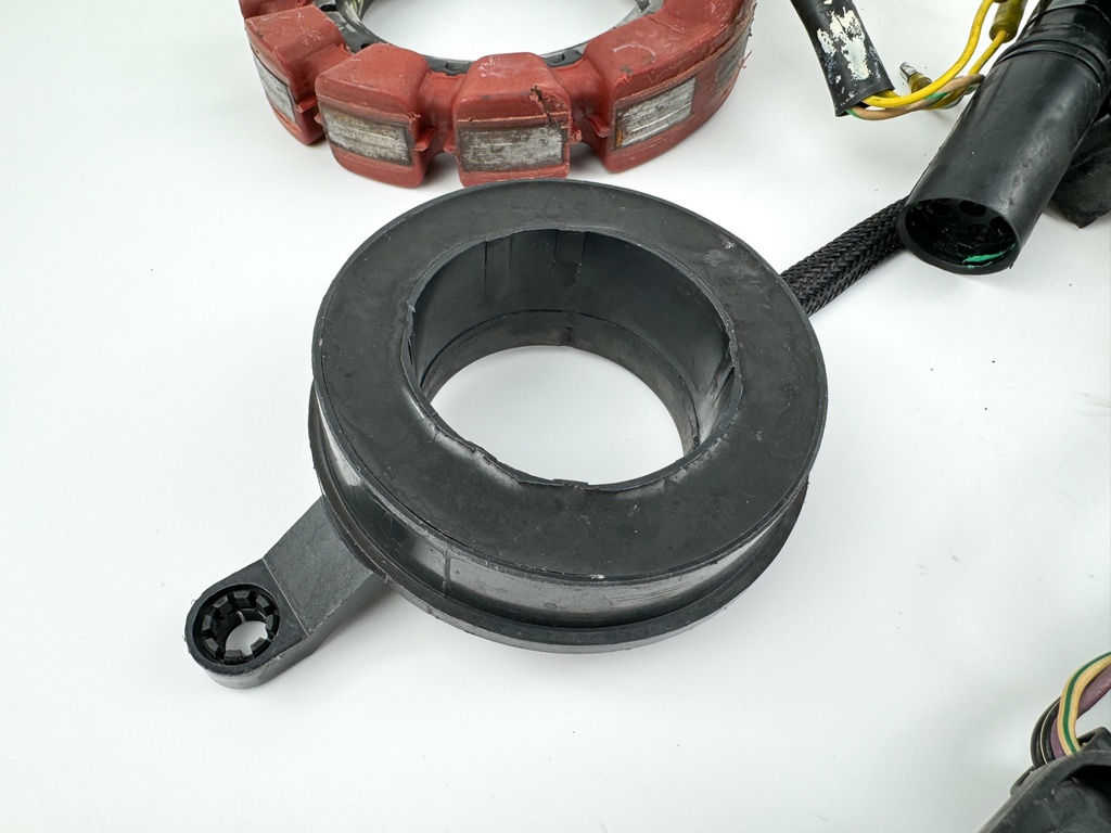 1997 Mercury 40 HP 2 Stroke Outboard Complete Electrical Wire Stator Trigger