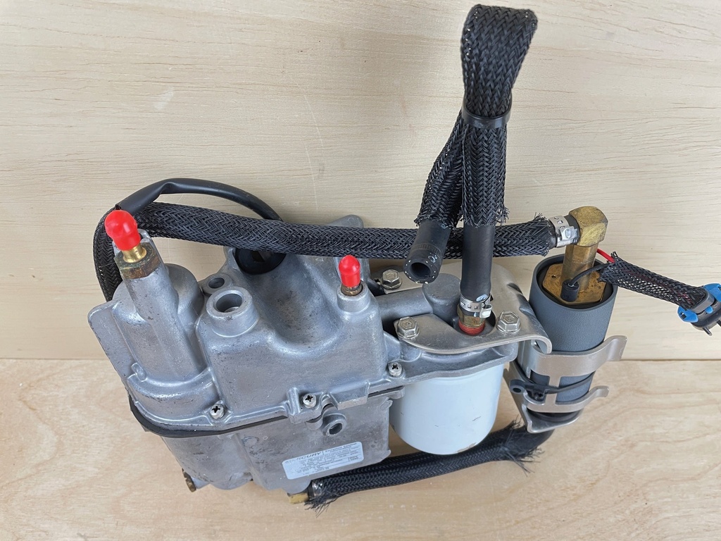 2000 Mercury 200HP Optimax 2 Stroke VST Vapor Seperator Tank Assembly 855432A2