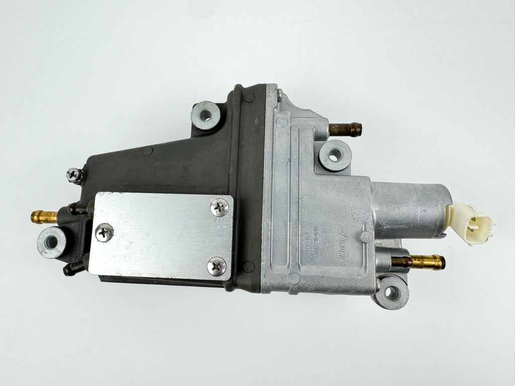 2005 Suzuki 60 HP 4 Stroke Outboard Vapor Separator Tank VST 15600-99E24 OEM