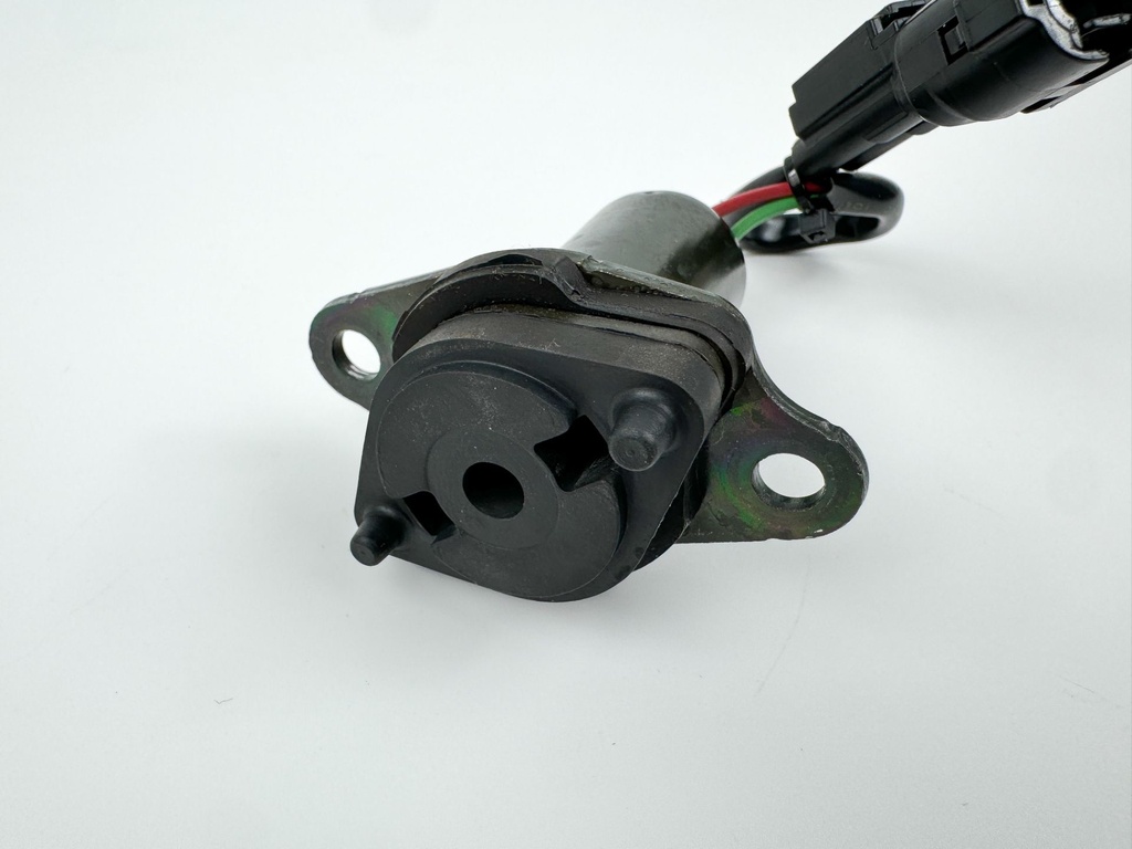 2005 Suzuki 60 HP 4 Stroke Outboard IAC Idle Air Control Valve 13450-99E01 OEM