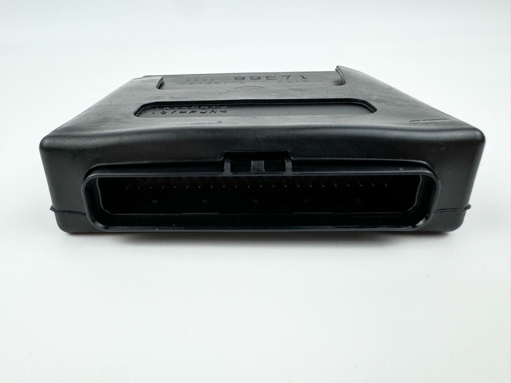 2005 Suzuki 60 HP 4 Stroke Outboard Engine Control Unit ECU 33920-99E74 OEM