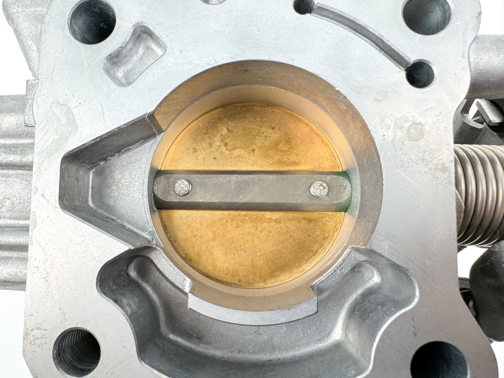 2005 Suzuki 60 HP 4 Stroke Outboard Throttle Body Assembly 13300-99E10 OEM