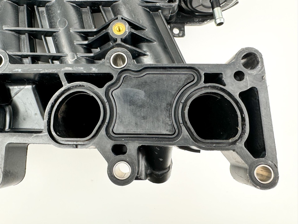 2005 Suzuki 60 HP 4 Stroke Outboard Intake Manifold 13110-99E10 OEM