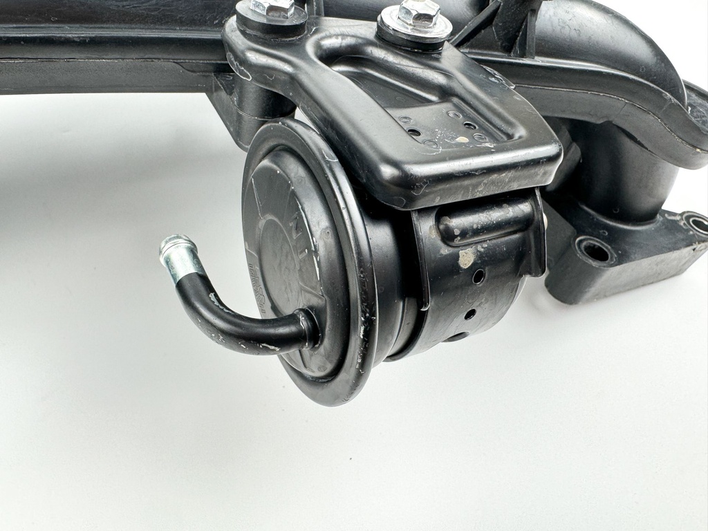 2005 Suzuki 60 HP 4 Stroke Outboard Intake Manifold 13110-99E10 OEM