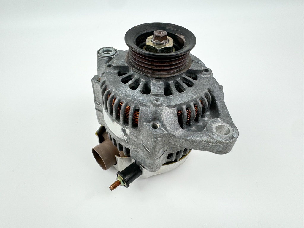 2000 Mercury 200 HP 2 Stroke Outboard Alternator 828506 OEM