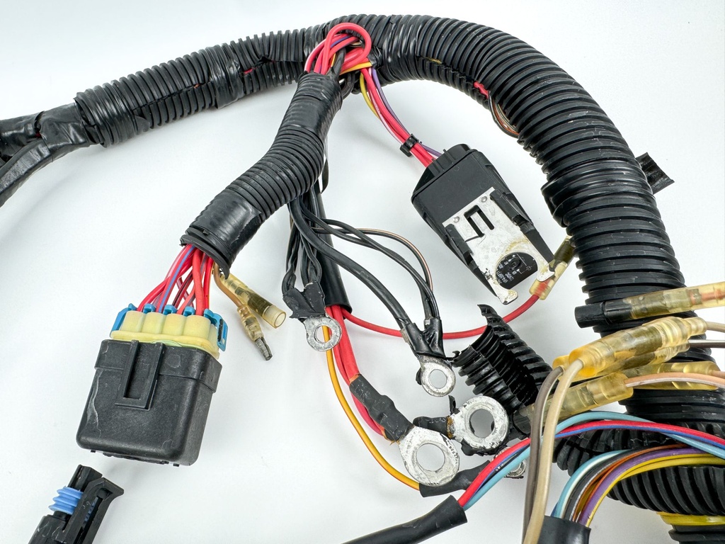 2000 Mercury 200 HP 2 Stroke Outboard Engine Wire Harness 858367T1 OEM