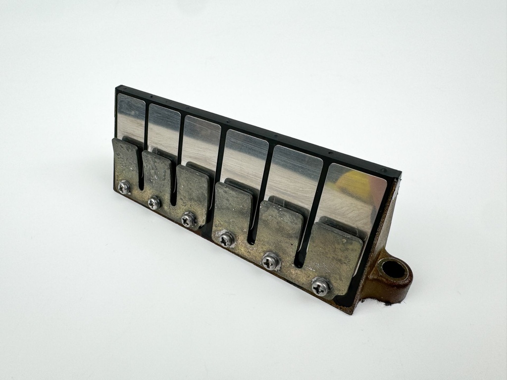 2000 Mercury 200 HP 2 Stroke Outboard Reed Valve Assembly 828623T OEM