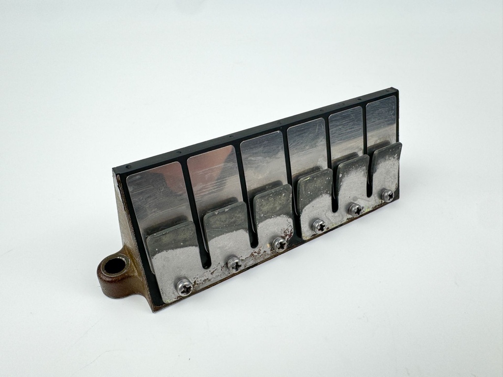 2000 Mercury 200 HP 2 Stroke Outboard Reed Valve Assembly 828623T OEM