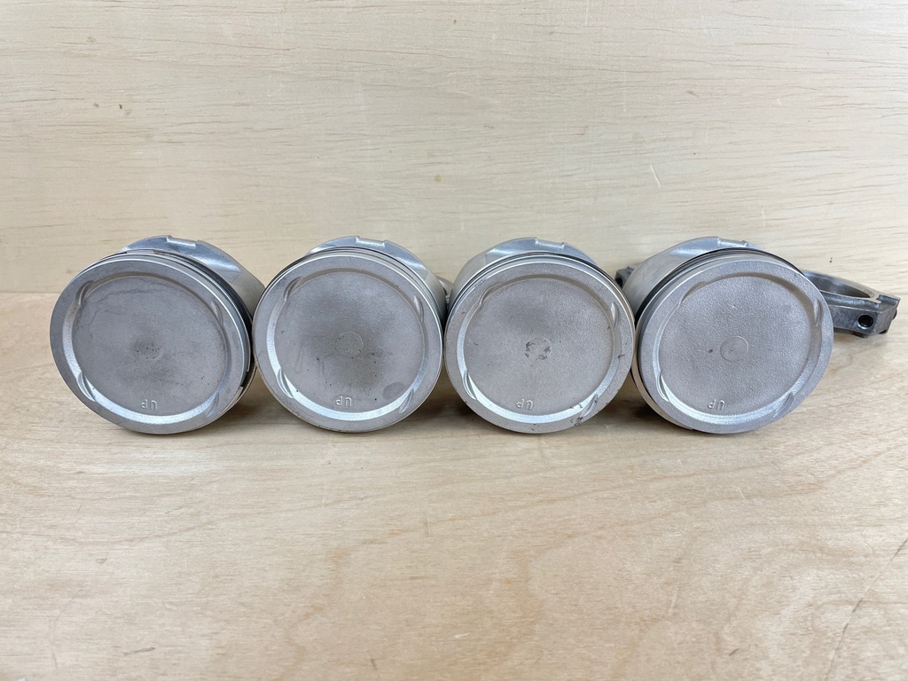 2004 Mercury 75HP 4 Stroke Outboard Piston & Connecting Rod Assembly Set 804104T1 880895T02