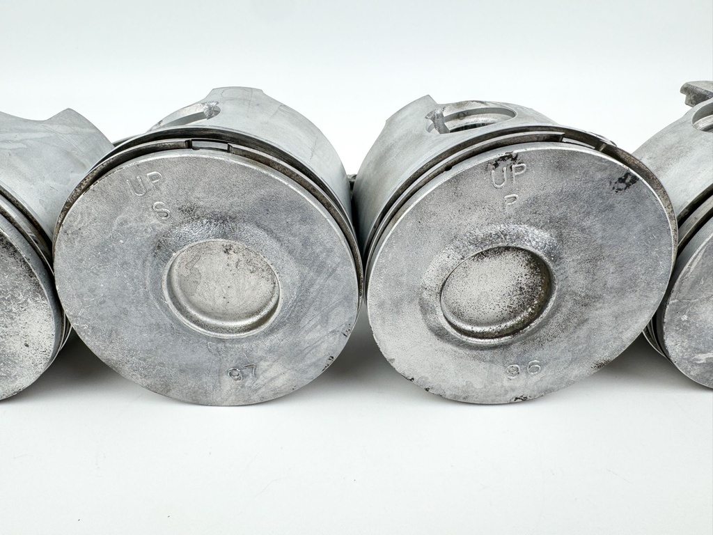 2000 Mercury 200 HP 2 Stroke Outboard Piston & Connecting Rod Set 859297T2 OEM