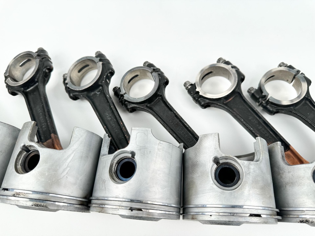 2000 Mercury 200 HP 2 Stroke Outboard Piston & Connecting Rod Set 859297T2 OEM