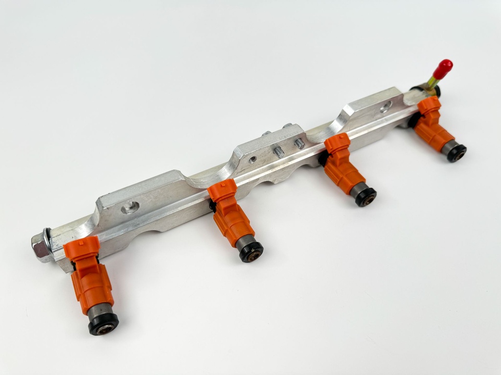 2005 Suzuki 140 HP 4 Stroke Outboard Fuel Injector Set W/ Rail 15710-65D00 OEM