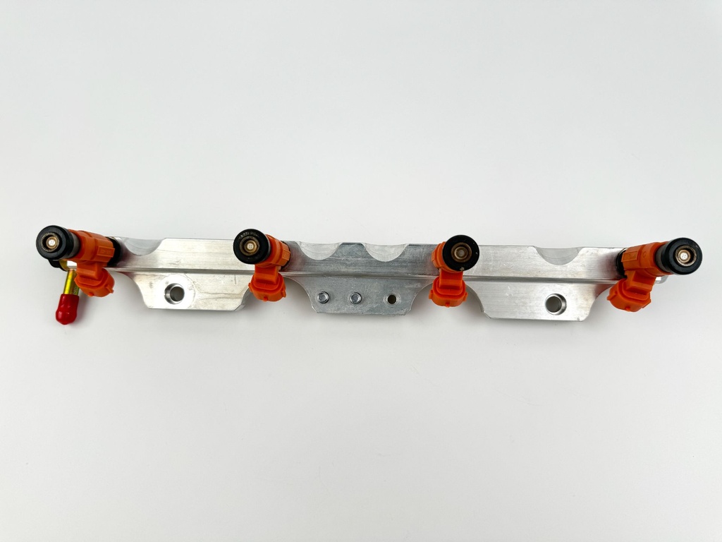 2005 Suzuki 140 HP 4 Stroke Outboard Fuel Injector Set W/ Rail 15710-65D00 OEM