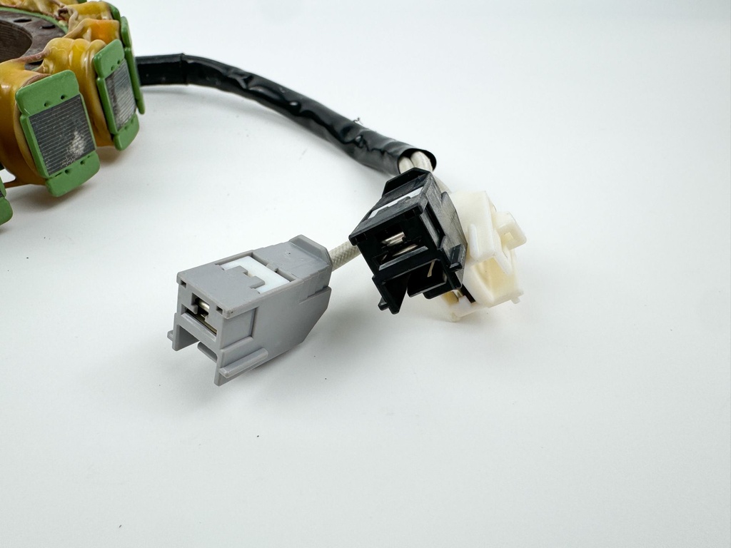 2005 Suzuki 140 HP 4 Stroke Outboard Stator Charging Coil 32120-90J10 OEM