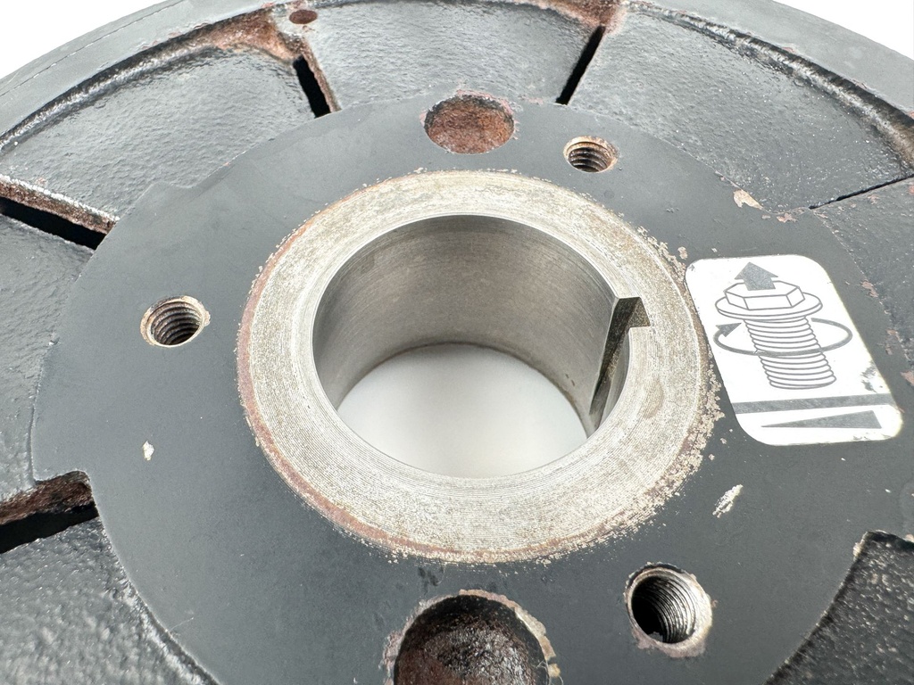 2005 Suzuki 140 HP 4 Stroke Outboard Flywheel 32102-92J10 OEM