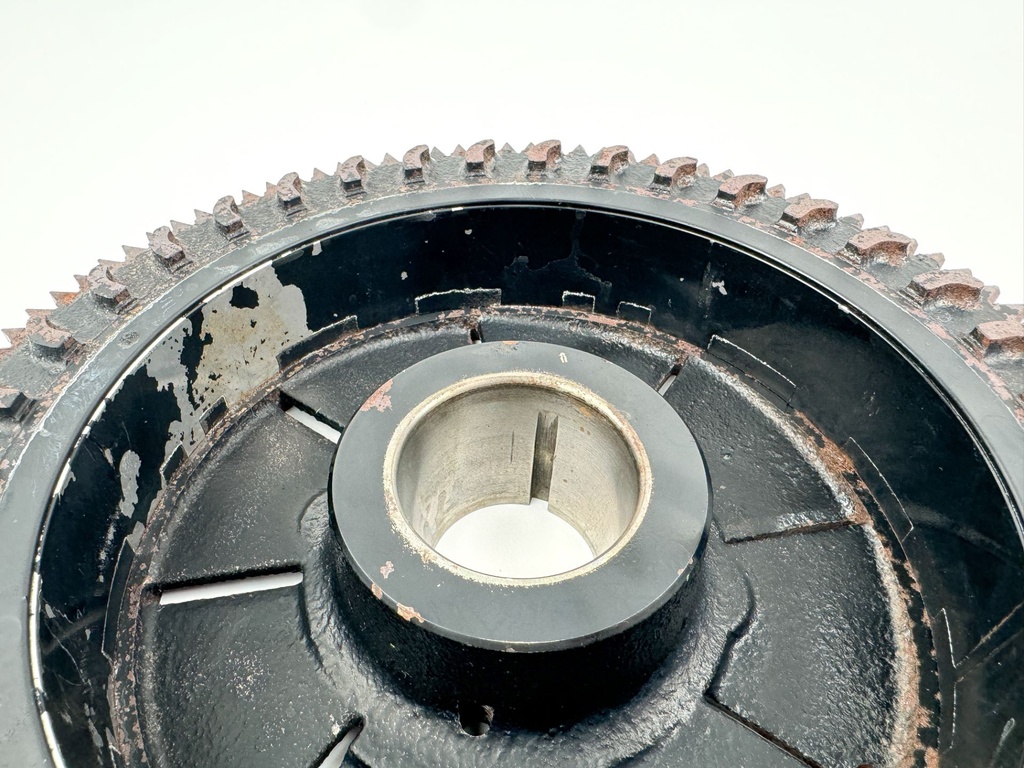 2005 Suzuki 140 HP 4 Stroke Outboard Flywheel 32102-92J10 OEM