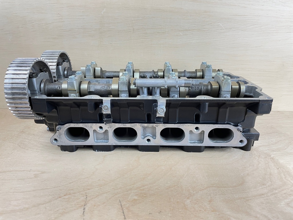 2004 Mercury 75HP 4 Stroke Outboard Cylinder Head Assembly 804109T4