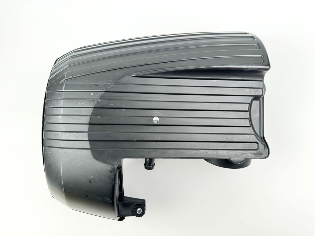 2005 Suzuki 140 HP 4 Stroke Outboard Intake Air Silencer Assembly 13810-90J01 OEM