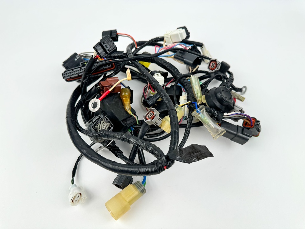 2005 Suzuki 140 HP 4 Stroke Outboard Engine Wire Harness 5035960 OEM