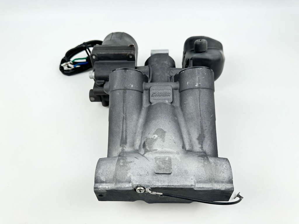 2002-2011 Suzuki DF140 140HP 4 Stroke Outboard Power Trim Tilt Unit Great Condition