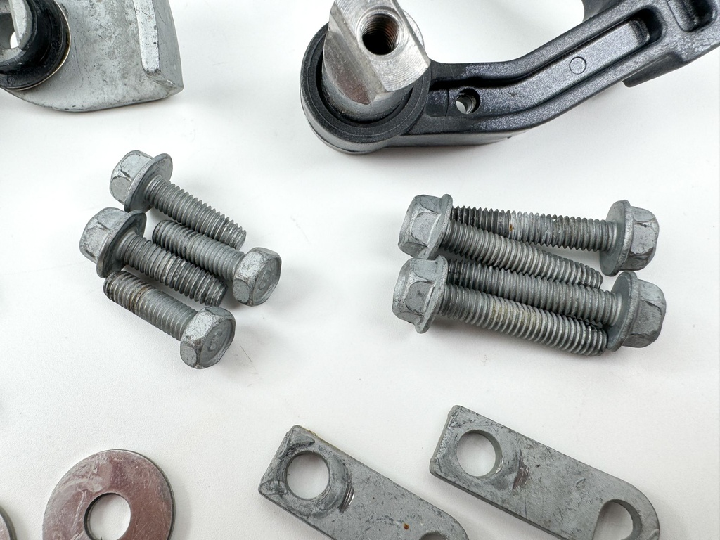 2012 Yamaha 150 HP 4 Stroke Outboard Latch Handle Set 63P-42815-00-8D OEM