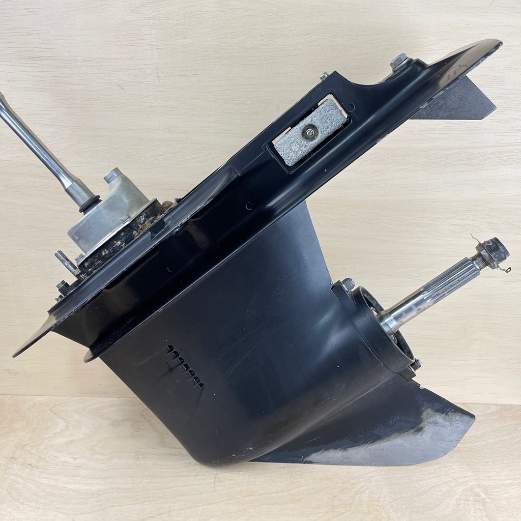 2004 Mercury 75HP 4 Stroke Outboard 20" L Lower Unit Gear Case 2.33:1 888845T03 