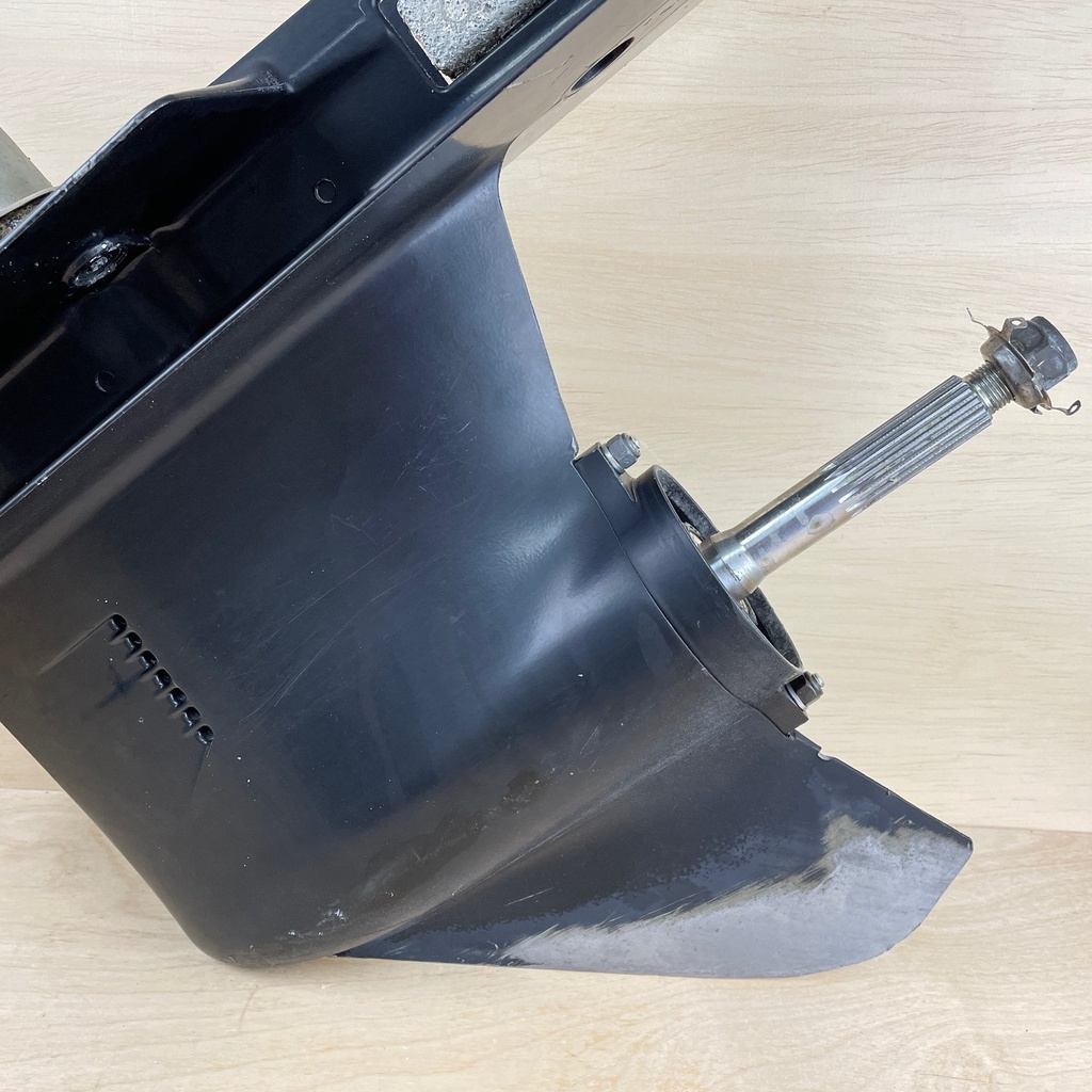 2004 Mercury 75HP 4 Stroke Outboard 20" L Lower Unit Gear Case 2.33:1 888845T03 