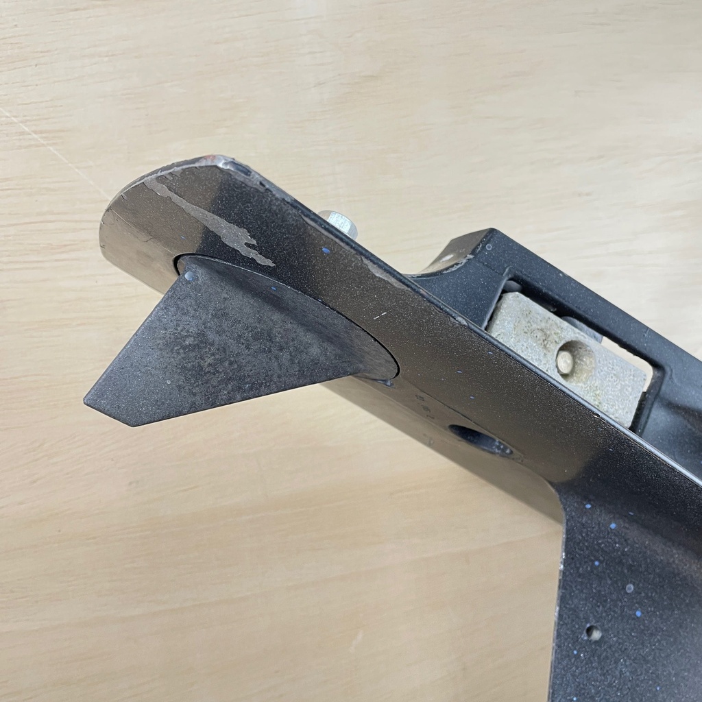 2004 Mercury 75HP 4 Stroke Outboard 20" L Lower Unit Gear Case 2.33:1 888845T03 