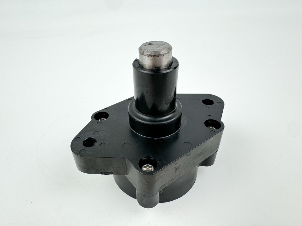 2005 Suzuki 140 HP 4 Stroke Outboard Fuel Pump 15100-90J10 OEM