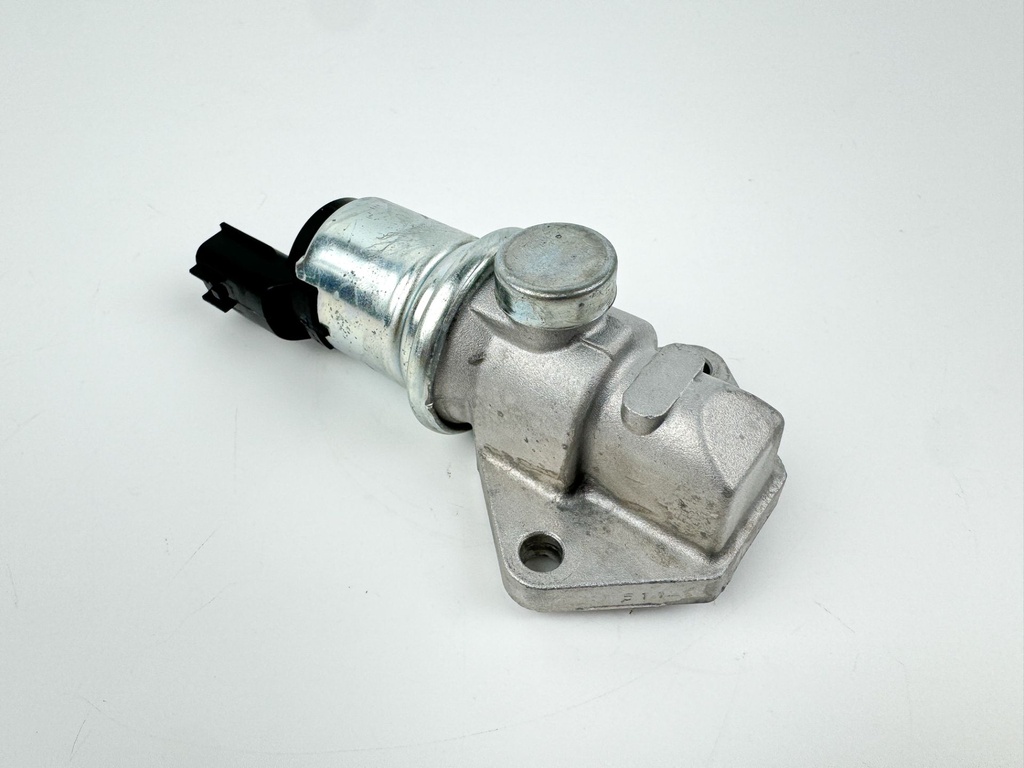 2005 Suzuki 140 HP 4 Stroke Outboard IAC Idle Air Control Valve 18137-77E00 OEM