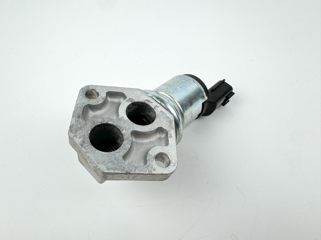 2005 Suzuki 140 HP 4 Stroke Outboard IAC Idle Air Control Valve 18137-77E00 OEM