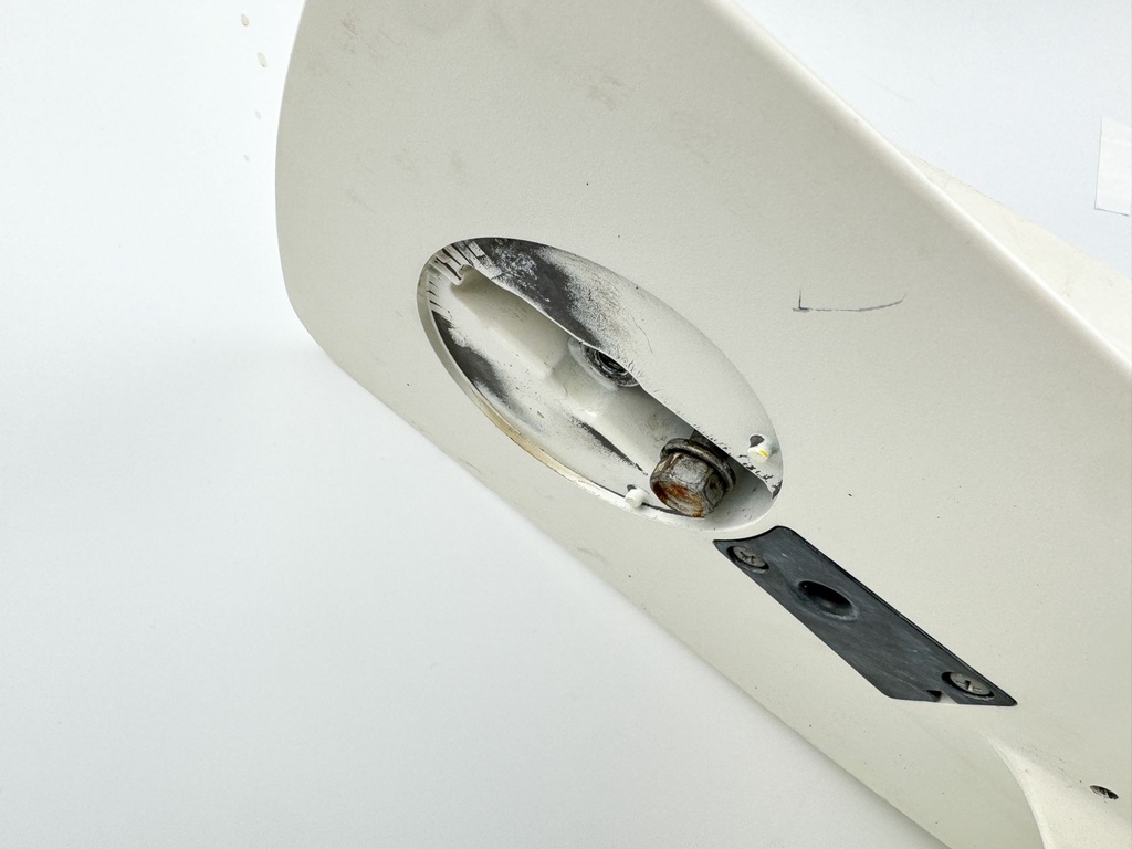 2002-2011 Suzuki 140 HP 4 Stroke Outboard 25" Lower Unit Gear Case RH