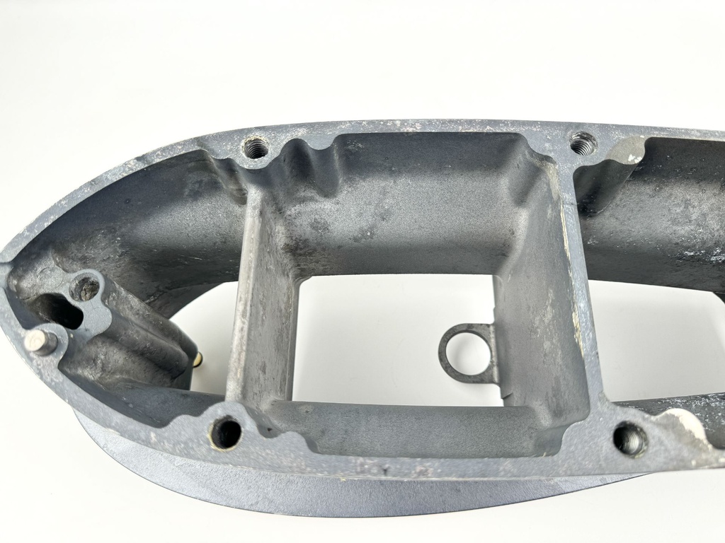 2012 Yamaha 150HP 4 Stroke Outboard Midsection 5" Extension 63P-45211-00-8D