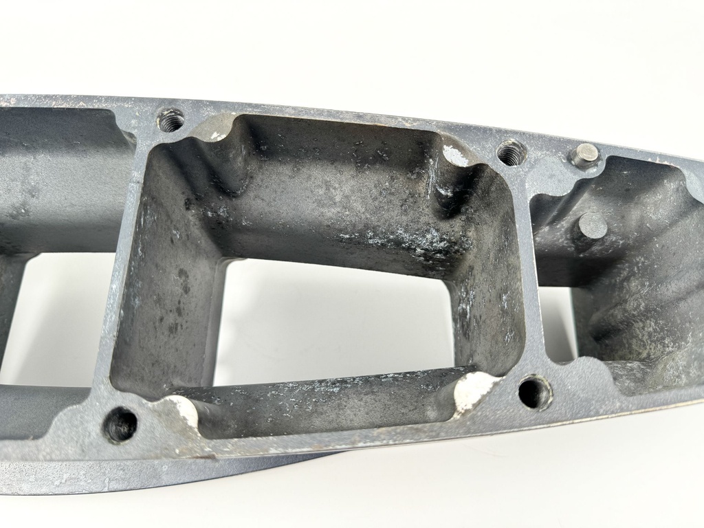 2012 Yamaha 150HP 4 Stroke Outboard Midsection 5" Extension 63P-45211-00-8D