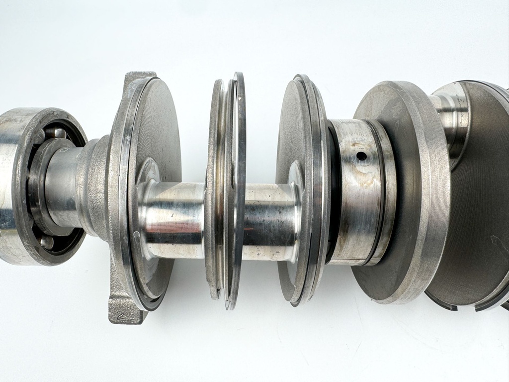 2000 Mercury 200 HP 2 Stroke Outboard Crankshaft 9784T8 OEM