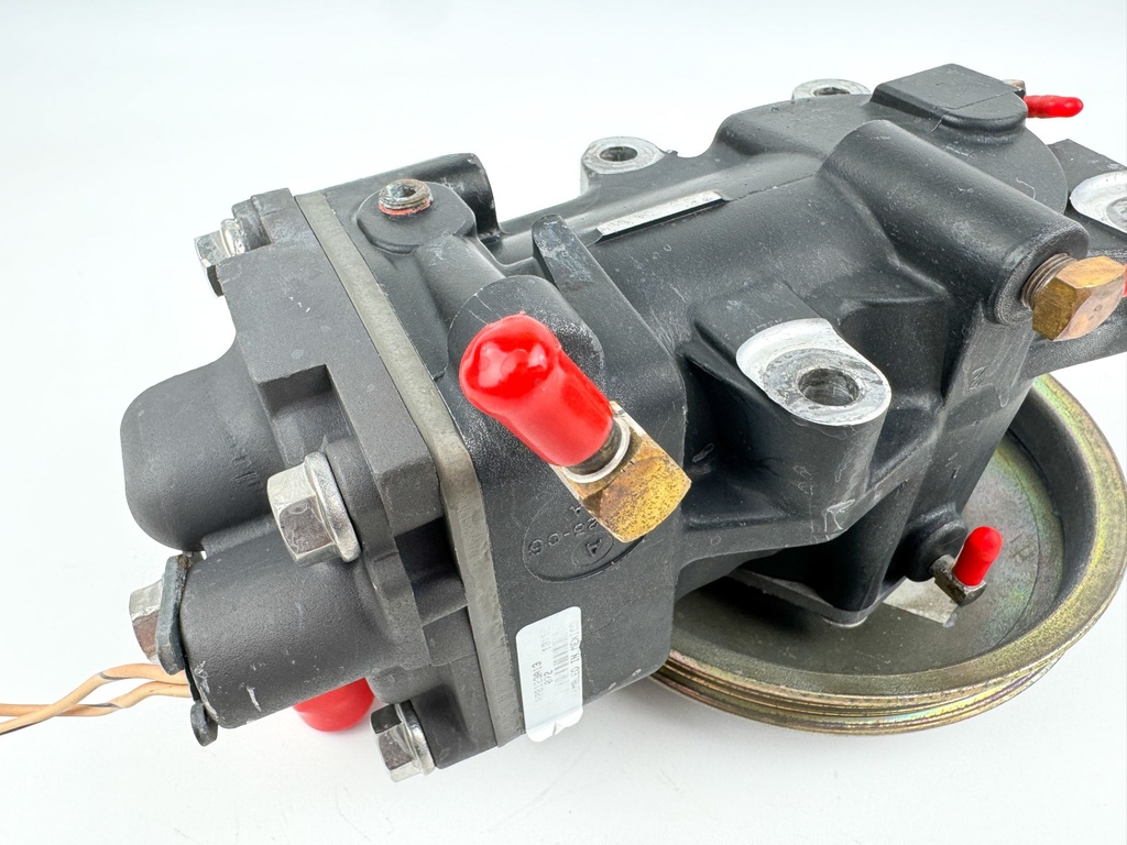 2000 Mercury 200 HP 2 Stroke Outboard Air Compressor Assembly 828123T13 OEM