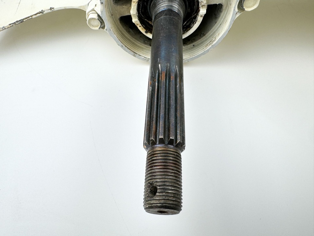 2001 - 2009 Suzuki DF 60 70 HP 20" Long Lower Unit Gear Case OEM