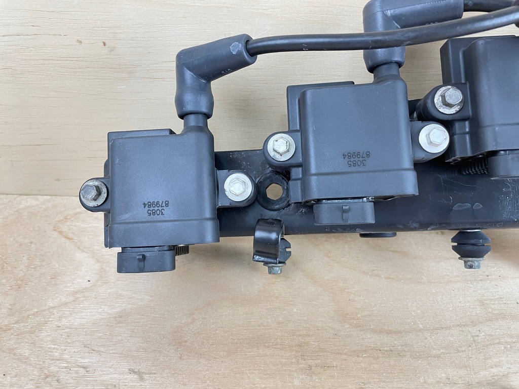 2006 Mercury 50HP 4 Stroke Outboard Ignition Coil Set of 4 With Mounting Plate 879984T00