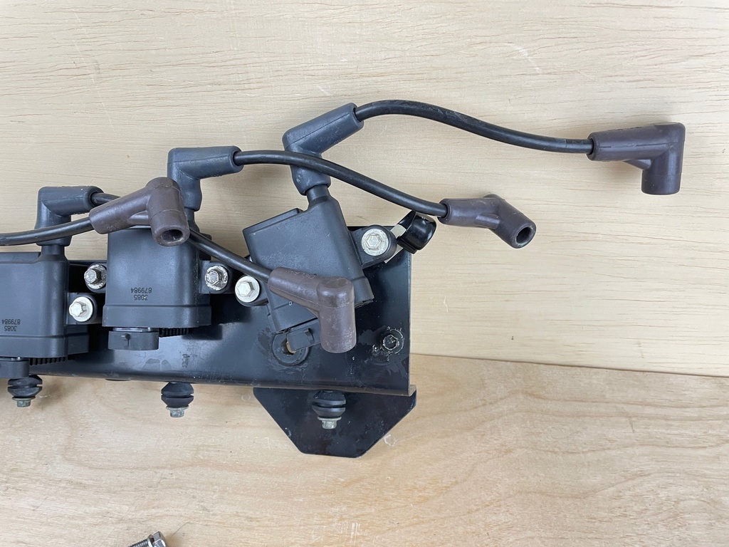 2006 Mercury 50HP 4 Stroke Outboard Ignition Coil Set of 4 With Mounting Plate 879984T00