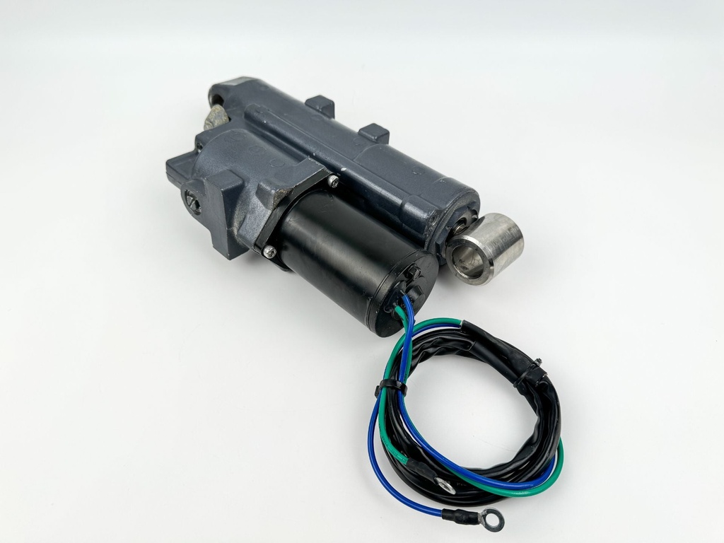 2011 Yamaha 70 HP 4 Stroke Outboard Power Trim Tilt Unit 6CJ-43800-00-8D OEM