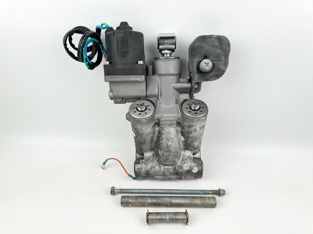 Honda 115 135 150 HP Power Trim Tilt Unit BF115 BF135 BF150 - Tested