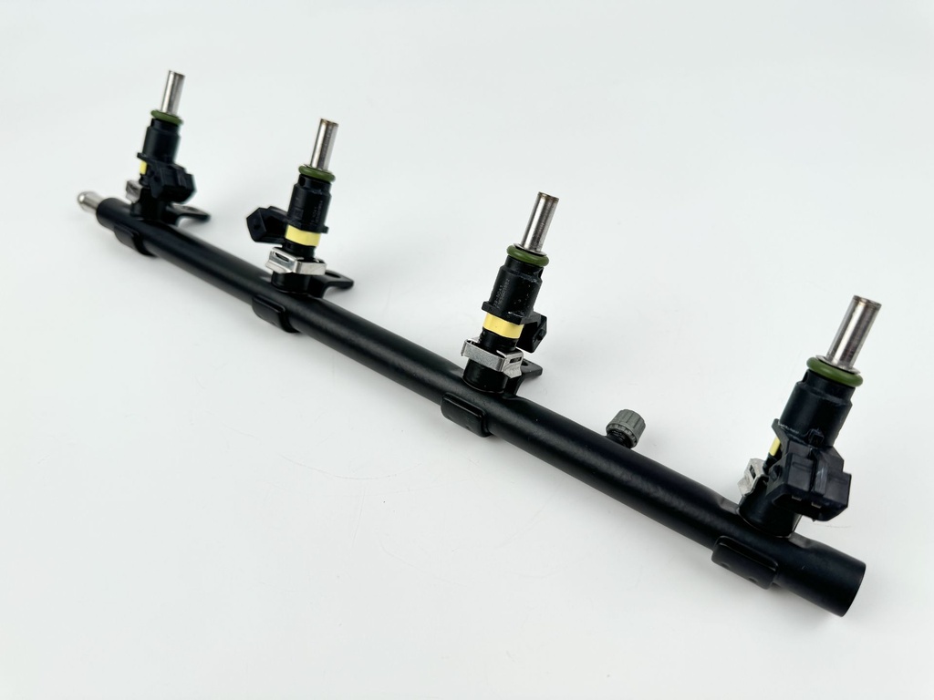 2015 Mercury 115 HP 4 Stroke Outboard Fuel Injector Set W/ Rail 8M6002428 OEM