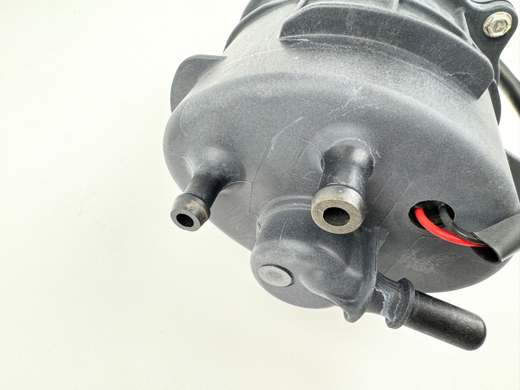 2015 Mercury 115 HP 4 Stroke Outboard FSM Fuel Supply Module 8M0057676 OEM