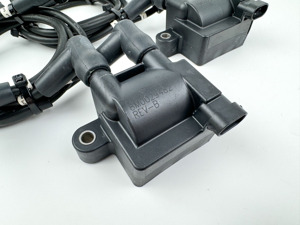 2015 Mercury 115 HP 4 Stroke Outboard Ignition Coil Set 8M0044991 OEM