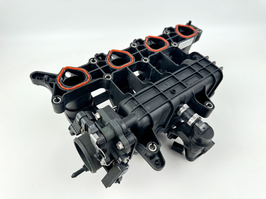 2015 Mercury 115 HP 4 Stroke Outboard Intake Manifold 8M0088066 OEM