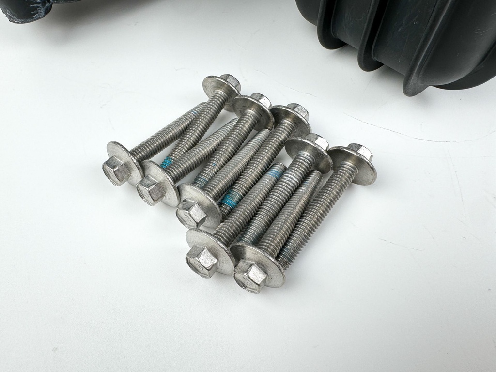 2015 Mercury 115 HP 4 Stroke Outboard Intake Manifold 8M0088066 OEM